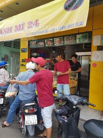 Banh Mi 24